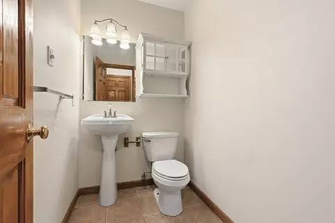 Bath - 170 E Hadley Rd #96, Amherst, MA 01002 photo 1 of 2