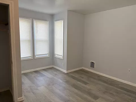 100 Keith St, Springfield, MA 01108 photo 8