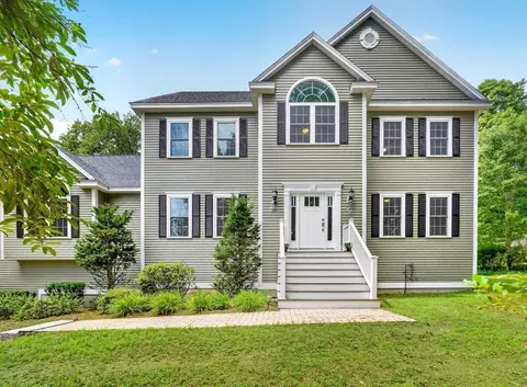 Exterior - 245 High St, Acton, MA 01720 photo 9 of 10