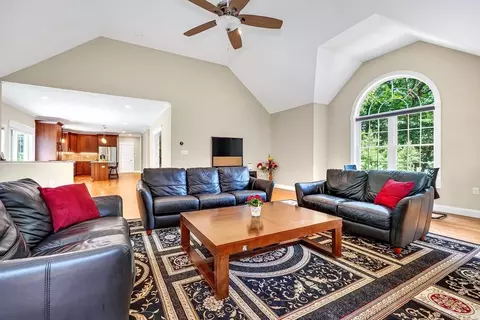Living - 245 High St, Acton, MA 01720 photo 3 of 4