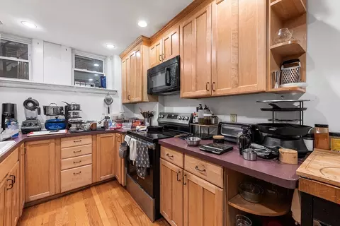 Kitchen - 1834 Beacon St #B1, Brookline, MA 02445 photo 3 of 4