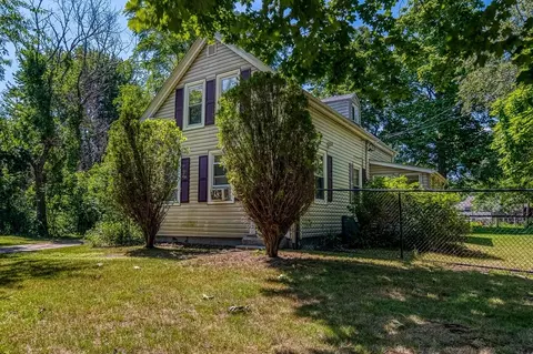 Exterior - 806 Main St, Wareham, MA 02571 photo 8 of 8