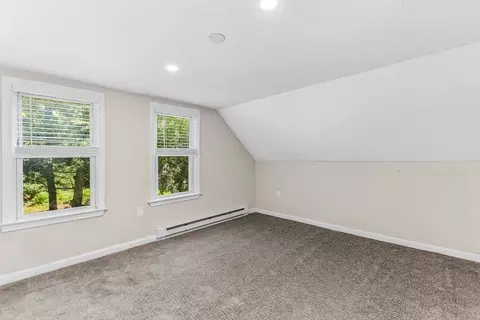 Bedroom - 806 Main St, Wareham, MA 02571 photo 2 of 3
