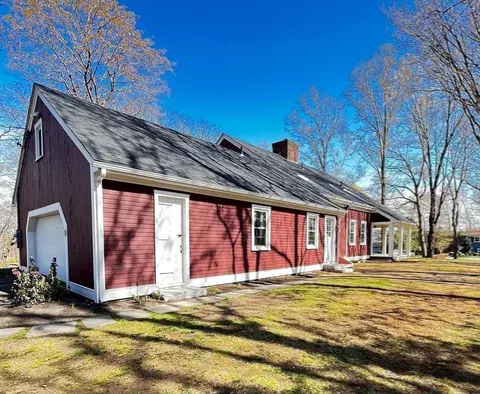 Exterior - 200 Highcrest Rd, Fall River, MA 02720 photo 6 of 6
