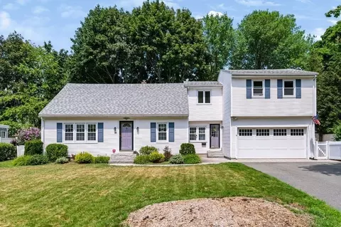 36 Myrtle Ave, Newburyport, MA 01950