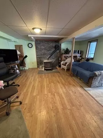 Living - 200 Peru Rd, Windsor, MA 01270 photo 3 of 3