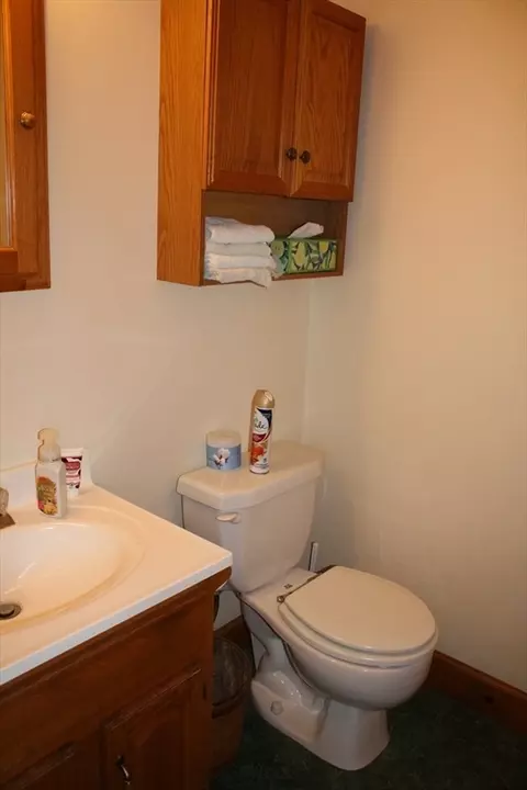 Bath - 200 Peru Rd, Windsor, MA 01270 photo 1 of 3