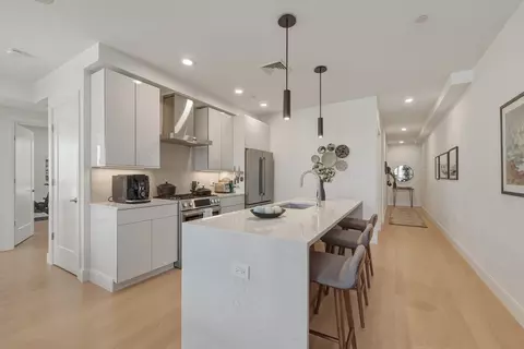 20 W 5th St #3I, Boston, MA 02127