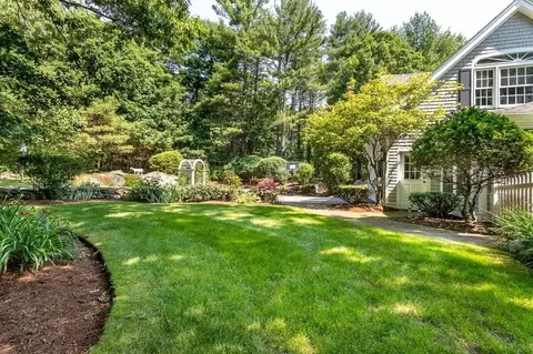 Exterior - 480 York St, Canton, MA 02021 photo 4 of 12