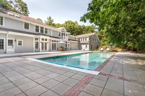 Exterior - 480 York St, Canton, MA 02021 photo 10 of 12