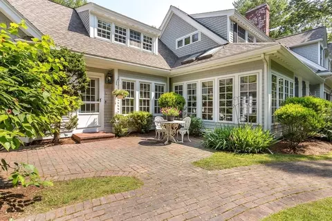 Exterior - 480 York St, Canton, MA 02021 photo 3 of 12