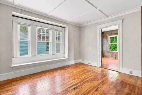 Living - 159 Olive Ave, Lawrence, MA 01841 photo 4 of 5