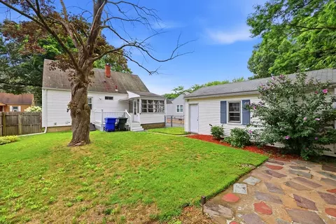 Exterior - 57 Arthur St, Springfield, MA 01104 photo 6 of 6