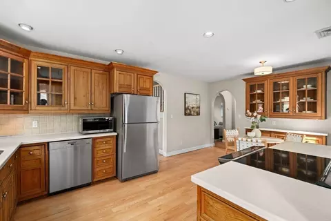 26 Hawthorn Ave, Needham, MA 02492 photo 5