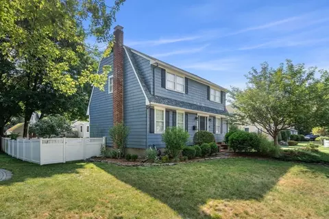 26 Hawthorn Ave, Needham, MA 02492 photo 17