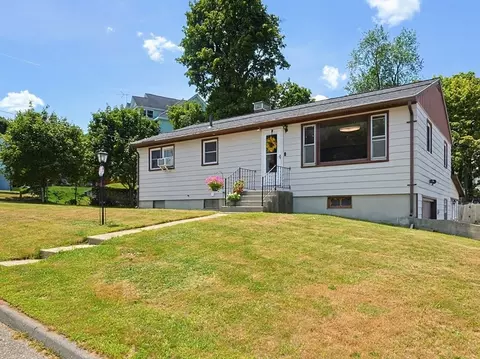 5 Rainville Ave, Fitchburg, MA 01420