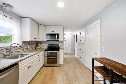 170 Brittany Rd, Springfield, MA 01151 photo 10