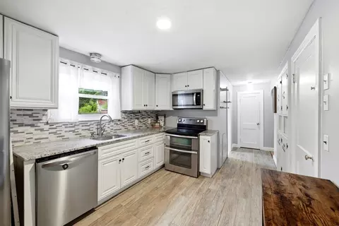 170 Brittany Rd, Springfield, MA 01151 photo 9