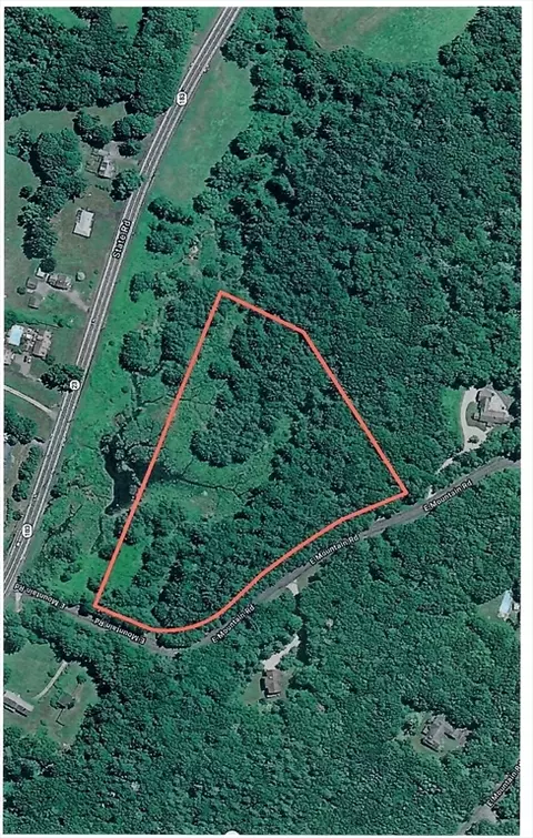 5 E Mountain Rd, Great Barrington, MA 01230