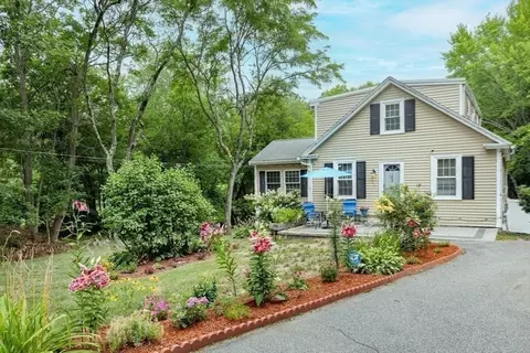 165 Astle St, Tewksbury, MA 01876