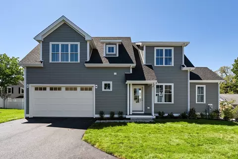 42 Lyons St, Quincy, MA 02169