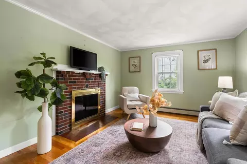 77 Wright St, Arlington, MA 02474 photo 6