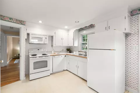 77 Wright St, Arlington, MA 02474 photo 14
