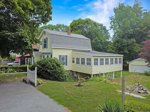 250 Salem St, Haverhill, MA 01835