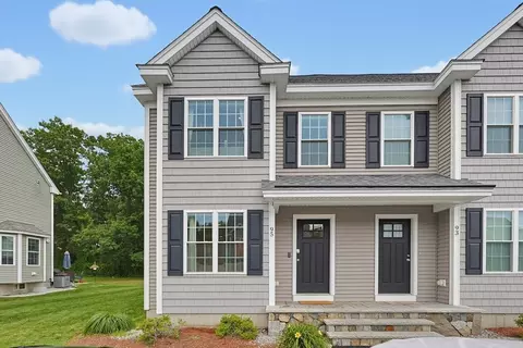 95 Riley Rd #95, Tyngsborough, MA 01879