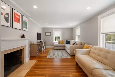 Living - 46 Macarthur Rd, Stoneham, MA 02180 photo 2 of 4