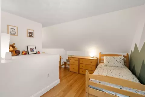 Bedroom - 46 Macarthur Rd, Stoneham, MA 02180 photo 2 of 2