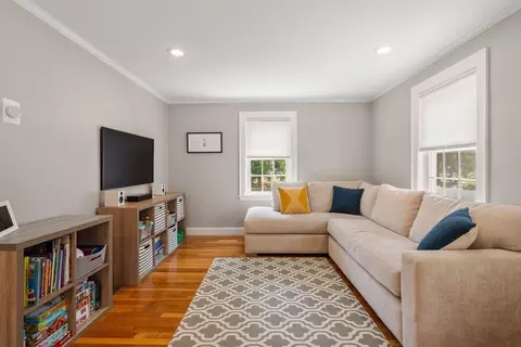 Living - 46 Macarthur Rd, Stoneham, MA 02180 photo 3 of 4
