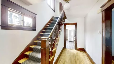 Entry Way - 22 Pelican Ave, Worcester, MA 01605 photo 3 of 3