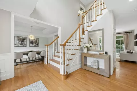 Entry Way - 33 Dairy Dr, Upton, MA 01568 photo 3 of 3