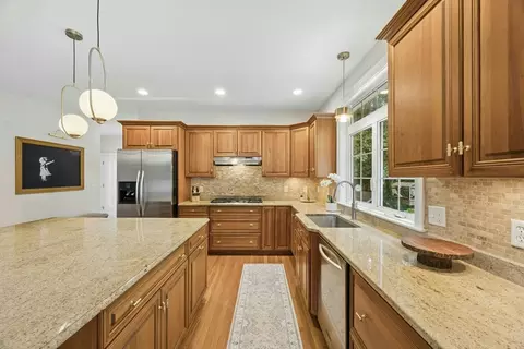 Kitchen - 33 Dairy Dr, Upton, MA 01568 photo 4 of 4