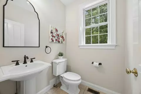 Bath - 33 Dairy Dr, Upton, MA 01568 photo 1 of 4