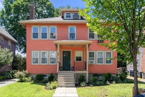 36 Lexington Ave #2, Cambridge, MA 02138