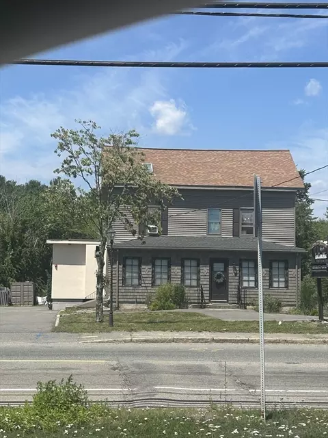 Exterior - 826 Broadway, Raynham, MA 02767 photo 3 of 6