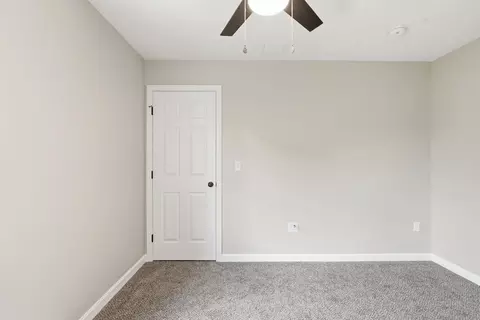 Bedroom - 71 Pine St #A, Warren, MA 01083 photo 4 of 6