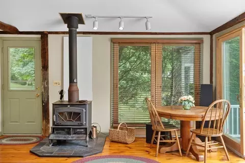 Dining - 28 Spring St, Hanson, MA 02341 photo 2 of 2