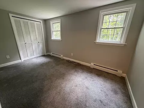 Bedroom - 7 Wayne Dr, Foxboro, MA 02035 photo 2 of 5
