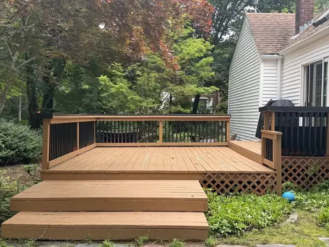 Exterior - 7 Wayne Dr, Foxboro, MA 02035 photo 5 of 14