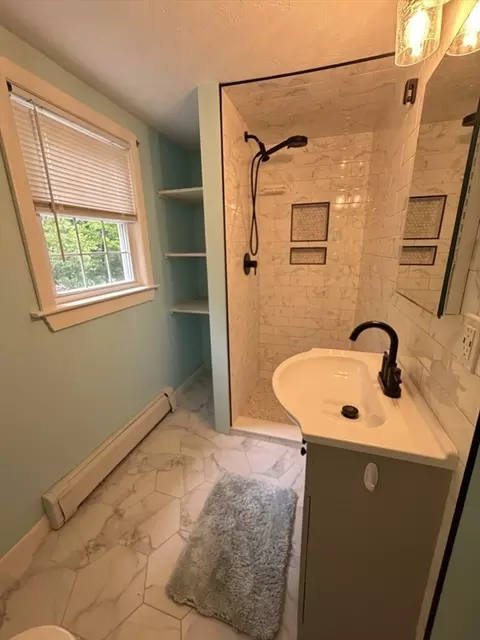 Bath - 7 Wayne Dr, Foxboro, MA 02035 photo 2 of 2