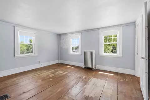 Bedroom - 39 Main St, Saugus, MA 01906 photo 8 of 8