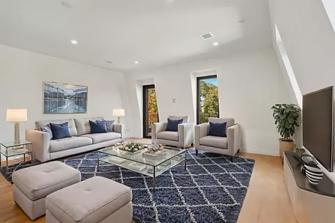 22 High St #6, Boston, MA 02122