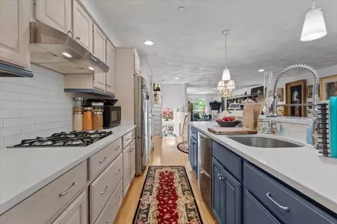 Kitchen - 8 Deer Path #8, Hudson, MA 01749 photo 2 of 2