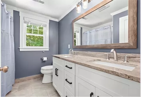 Bath - 109 Linden St, Needham, MA 02492 photo 1 of 2