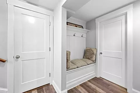 Entry Way - 109 Linden St, Needham, MA 02492 photo 2 of 2