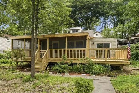 7 Victoria Ave, Rutland, MA 01543