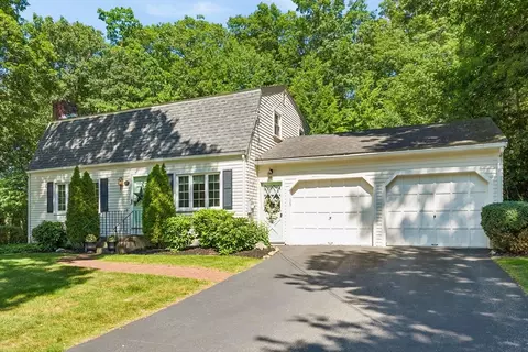 12 Hyder St, Westborough, MA 01581